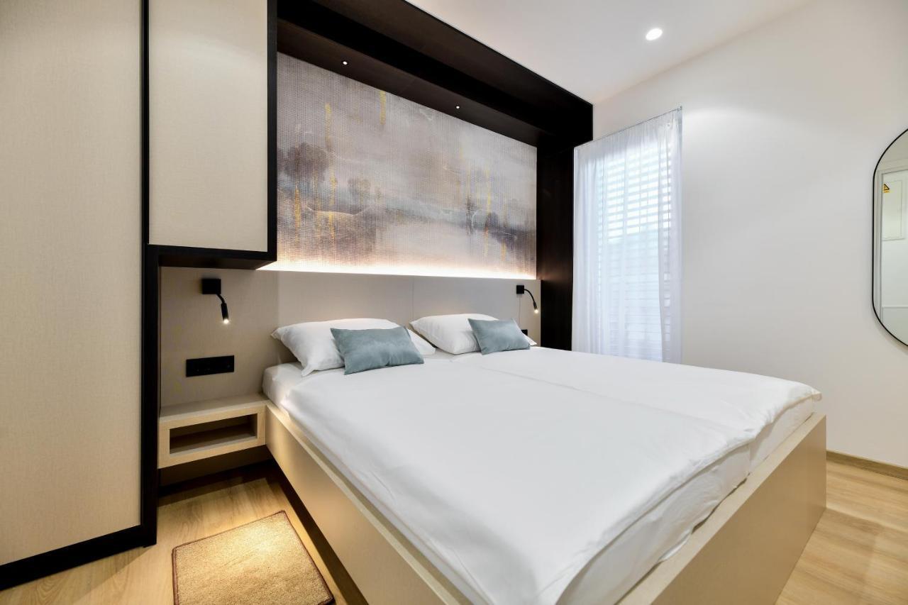 Crowonder Apartments & Rooms Oaza With Heated Swimming Pool And Sauna Туран Екстериор снимка